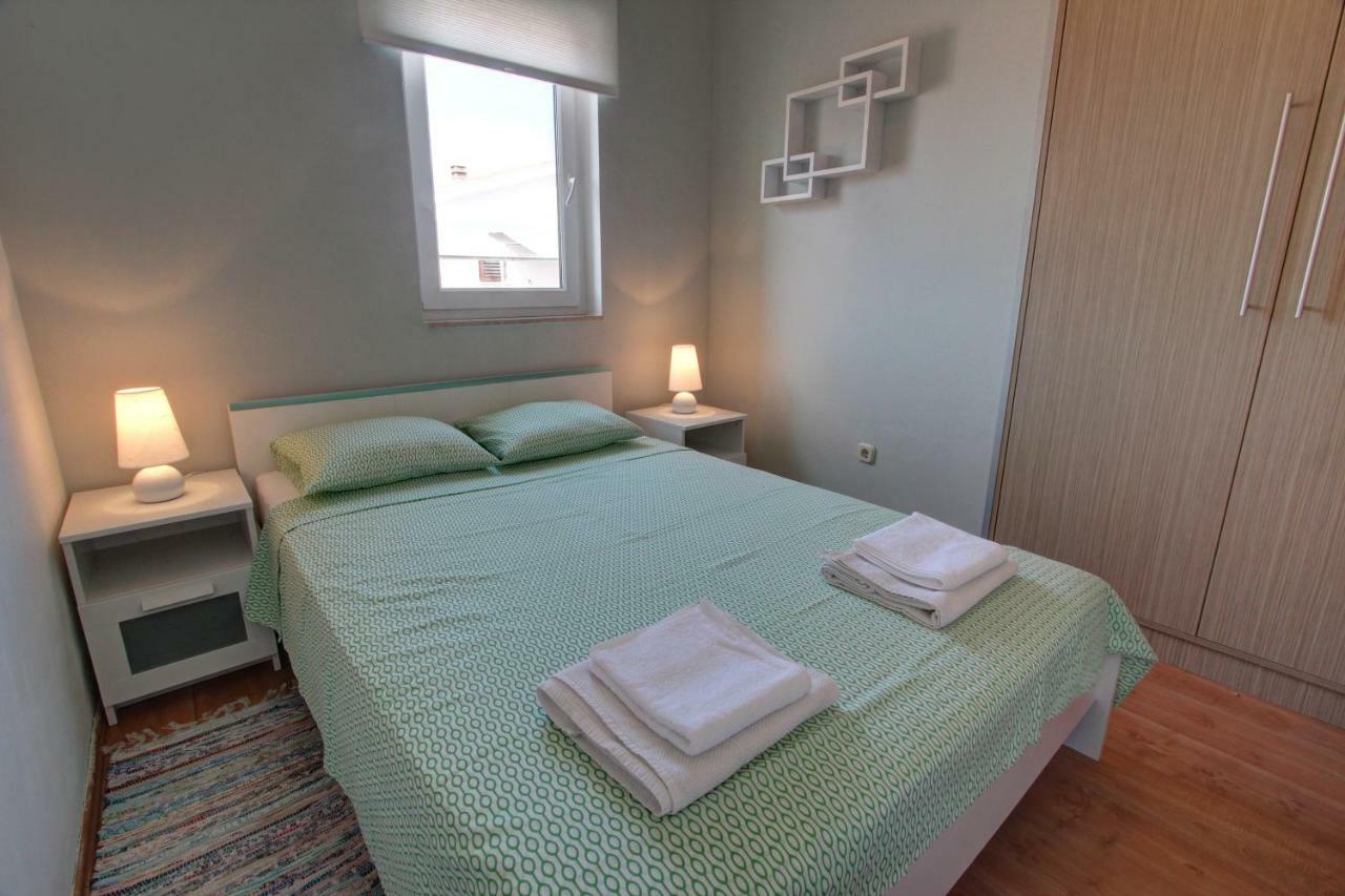 Apartman Pola Esterno foto
