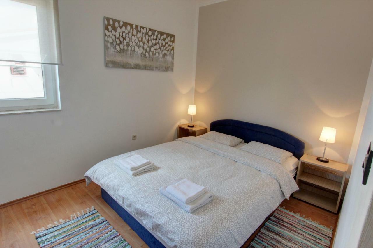 Apartman Pola Esterno foto