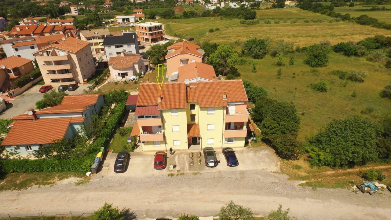 Apartman Pola Esterno foto